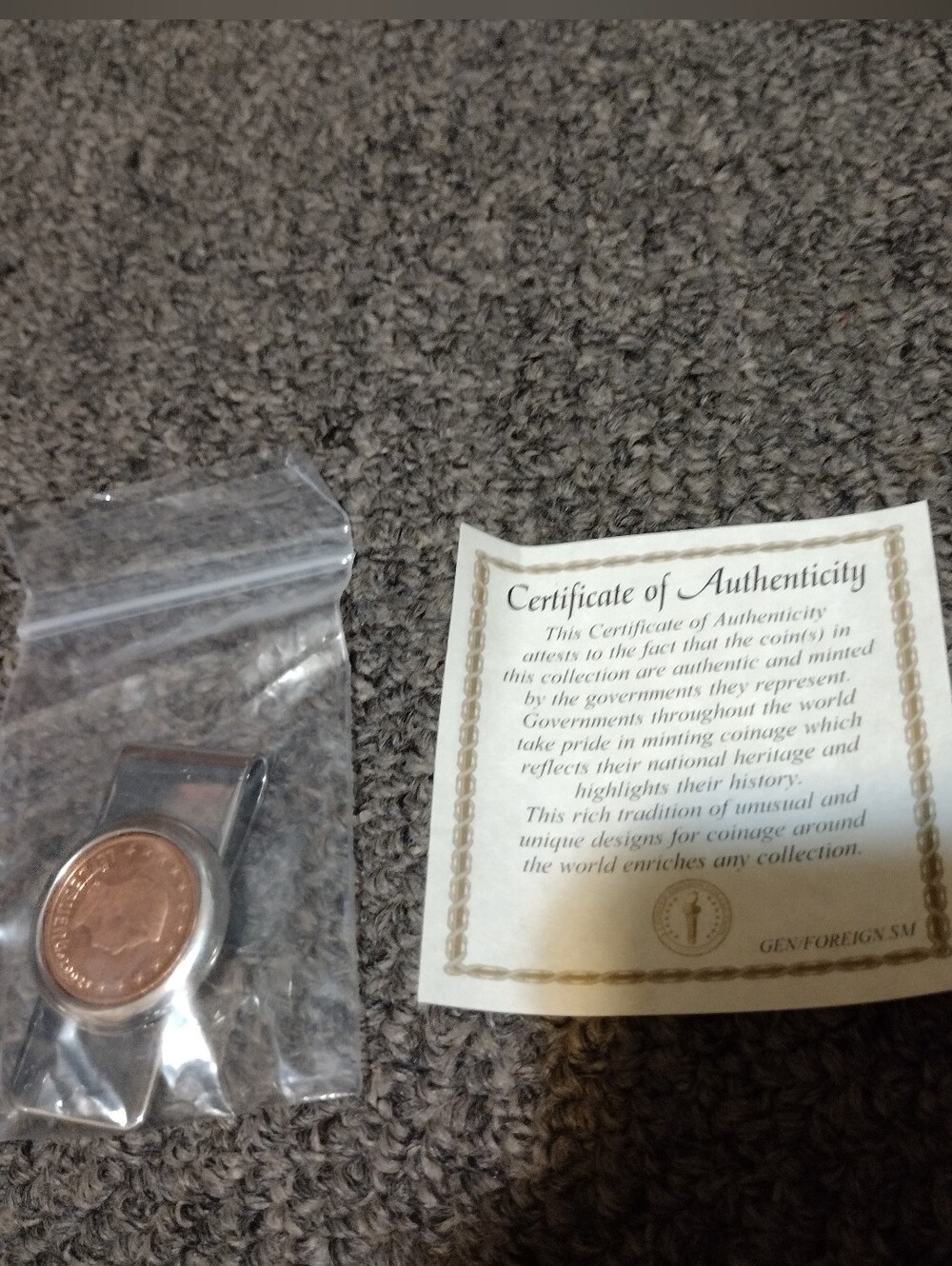 Certificate of Authenticity Letzebuerg Coin With Money Clip